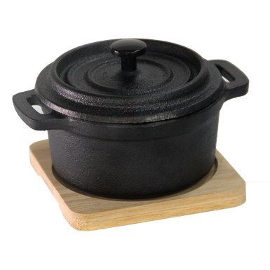 Mini cast iron pot with bamboo tray 13cm
