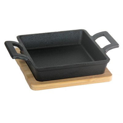 Cast Iron mini pan with bamboo tray 13cm