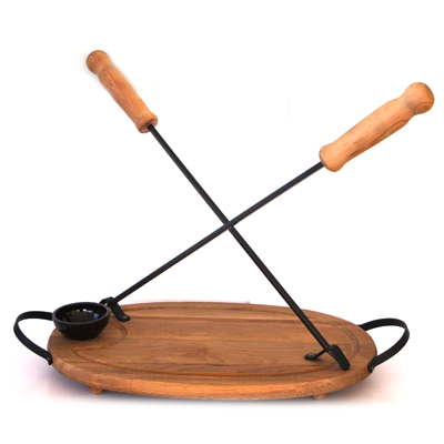 Oval board with juice groove 2 skewers and bowl 40cm